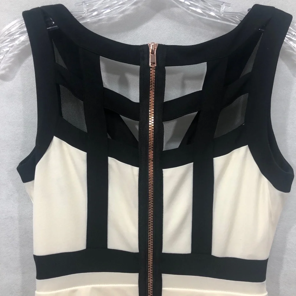 JAX Sleeveless Dress, V-Neck Sheath Dress Size 2 - Picture 7 of 8